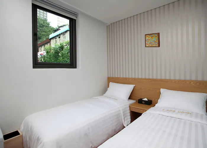 Hotel Ziyolk Station