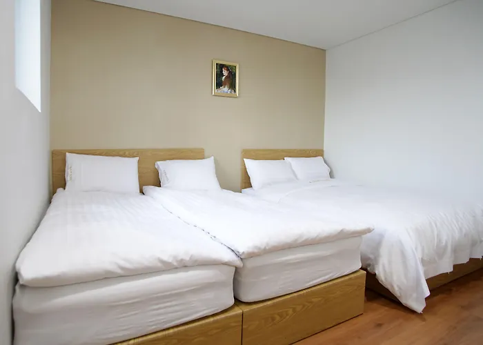 Ziyolk Station Hotel