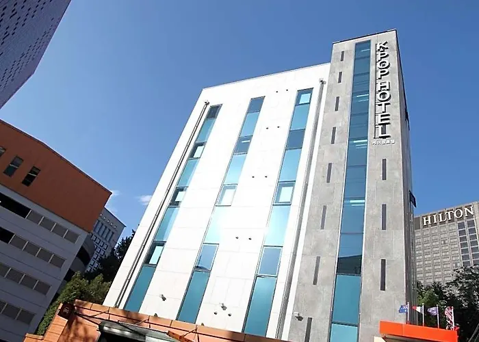 Ziyolk Station Hotel